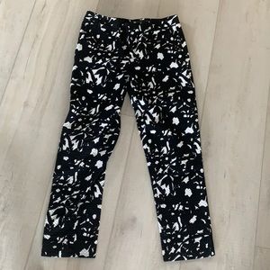 Black and white Floral Capris. Great condition.